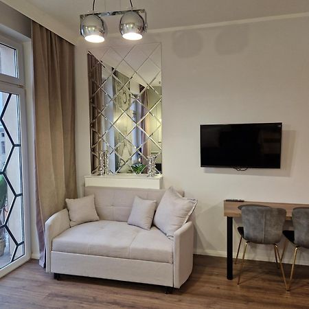 Polonia Apartments Лодз Екстериор снимка