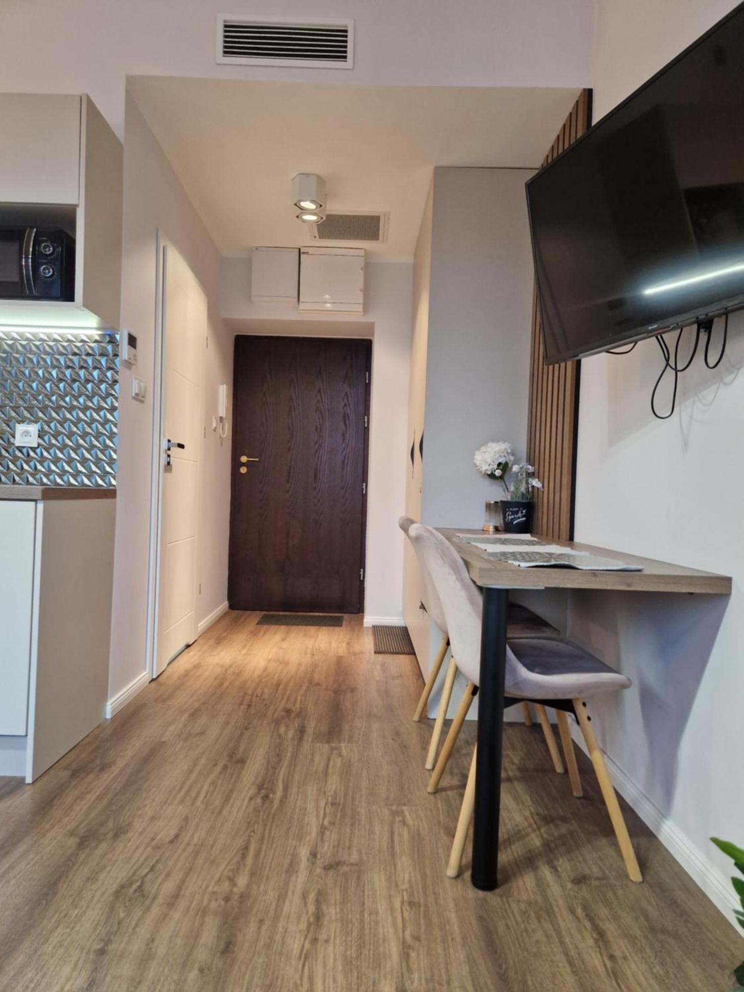 Polonia Apartments Лодз Екстериор снимка